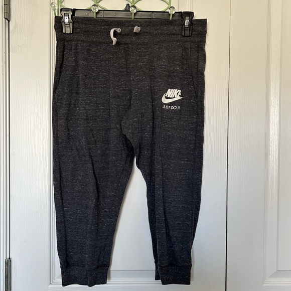 Nike Pants - 🆕Nike Size Medium Pants